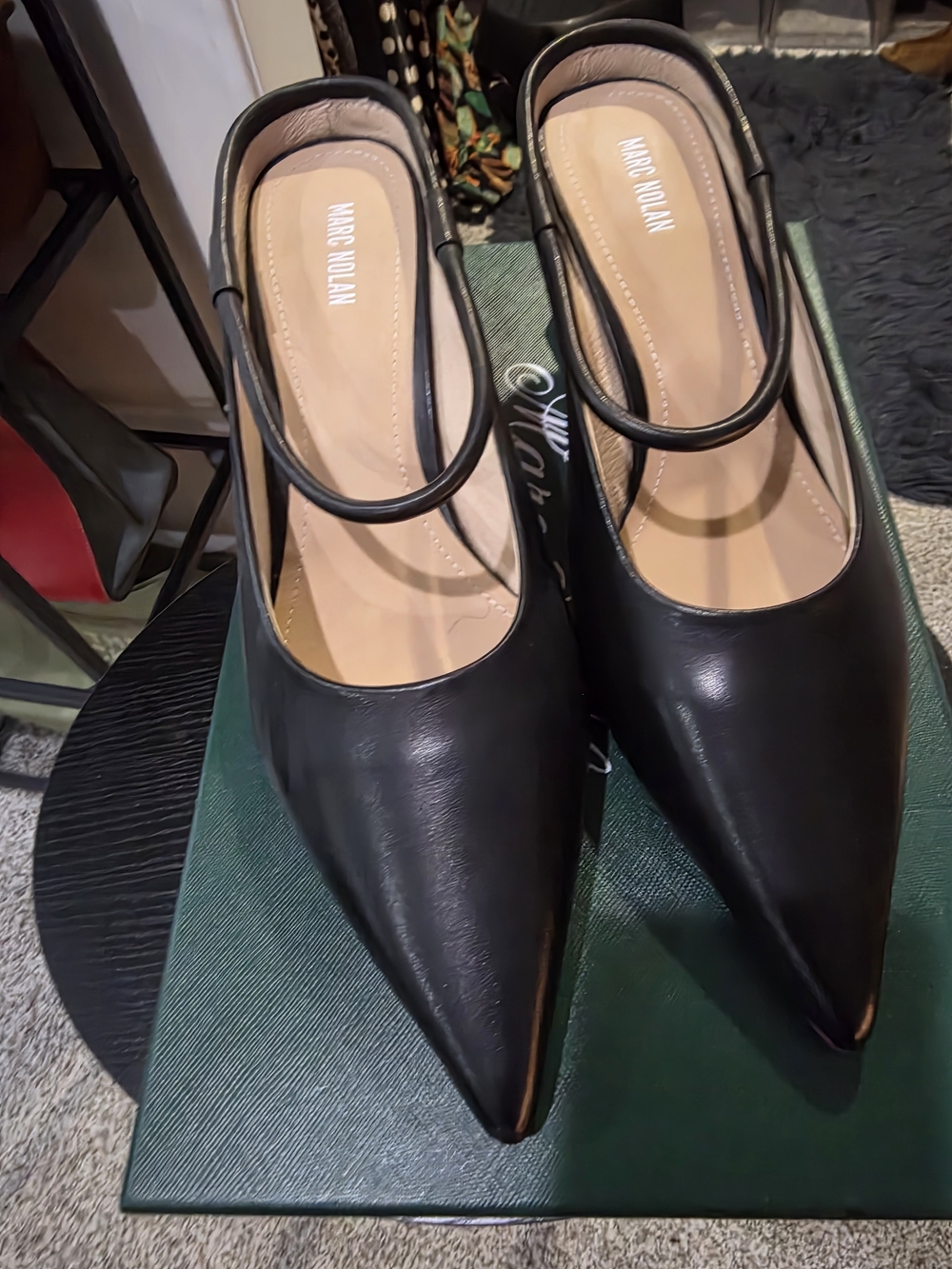 NWOT MARC NOLAN Sophia Black/Magenta Pointed Slingback Pumps